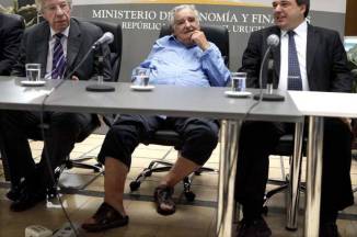 Sencillez a prueba de todo: Pepe Mujica fue en sandalias a la jura de ministro de Economía