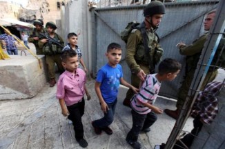 Cinco niños palestinos son condenados a cadena perpetua